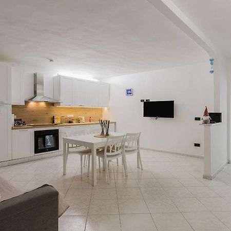 La Casa Di Nonno Roberto By Rentbeat Lägenhet Livorno Exteriör bild