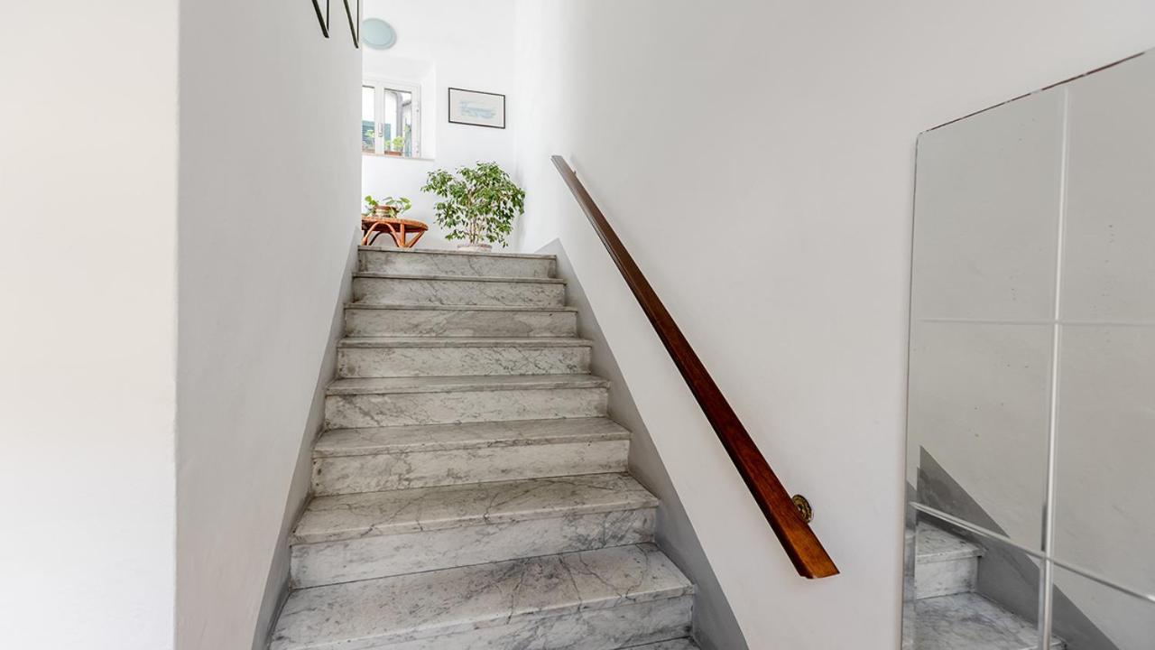 La Casa Di Nonno Roberto By Rentbeat Lägenhet Livorno Exteriör bild