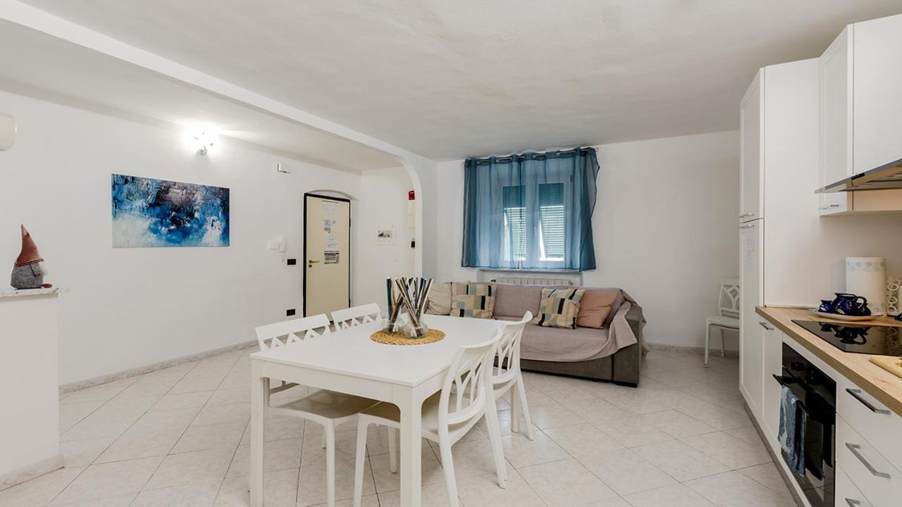 La Casa Di Nonno Roberto By Rentbeat Lägenhet Livorno Exteriör bild